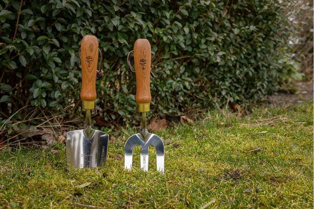 Planteringsgaffel i ask